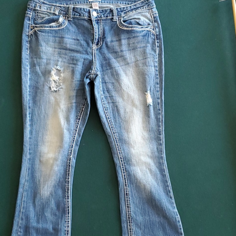 Mudd Distressed Jeans
